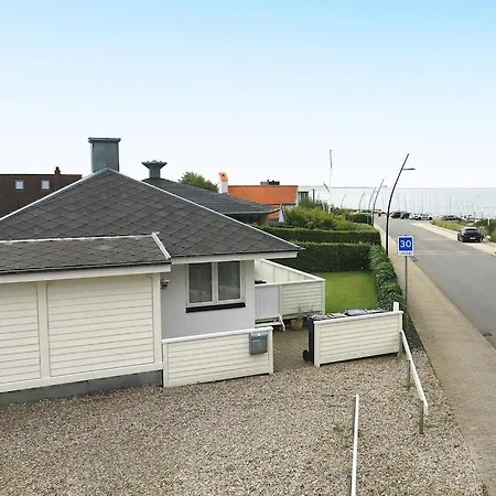 2 Person In V Esbjerg